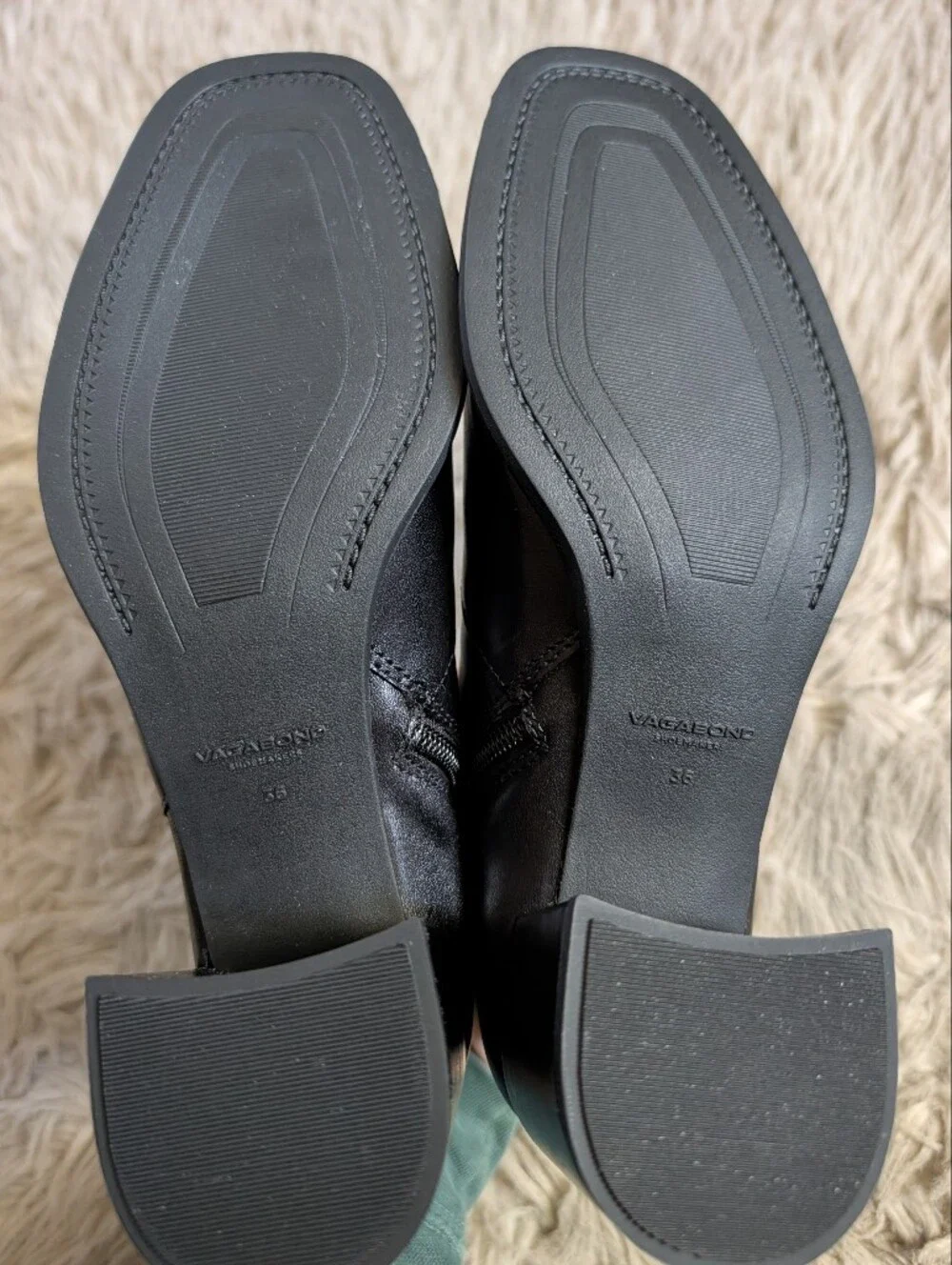 NWOT Vagabond Stina Ankle Boot in Black Leather